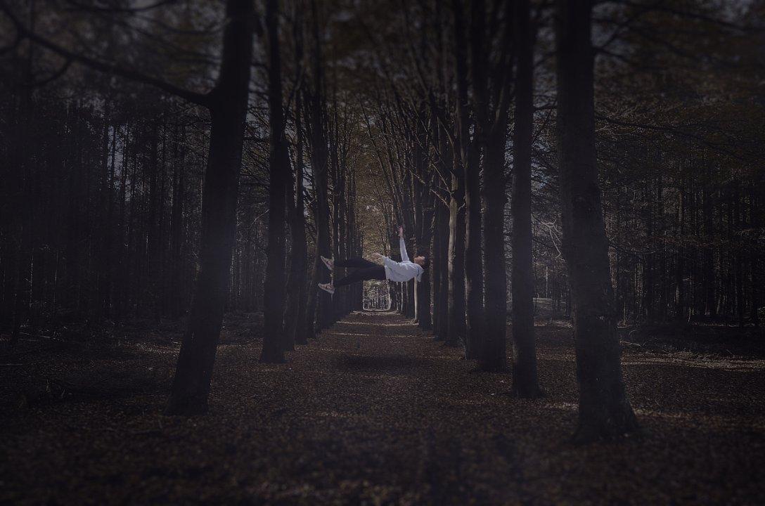 漫步太空
