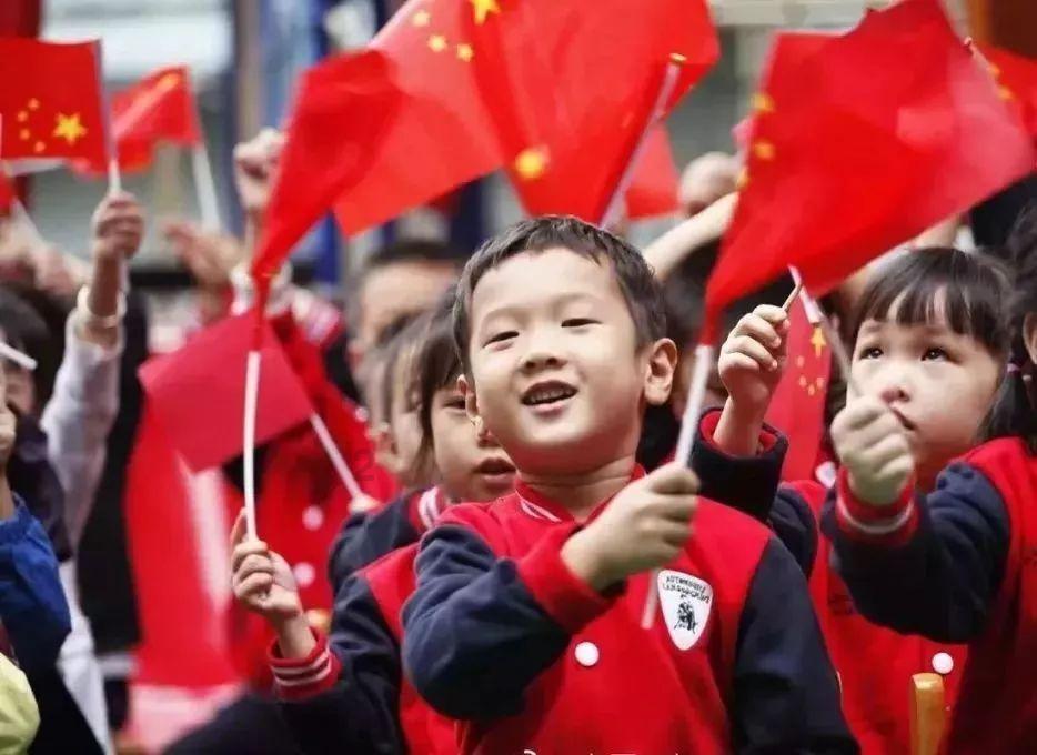 在显微镜下观察大肠杆菌的形态时用什么着色剂？游戏画面