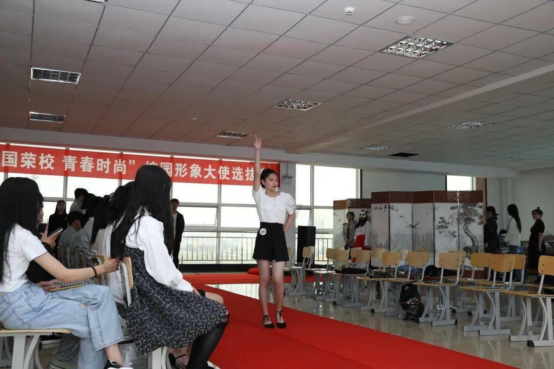 从小被遗弃,追光40年,她的人生被仁医妙手点亮!