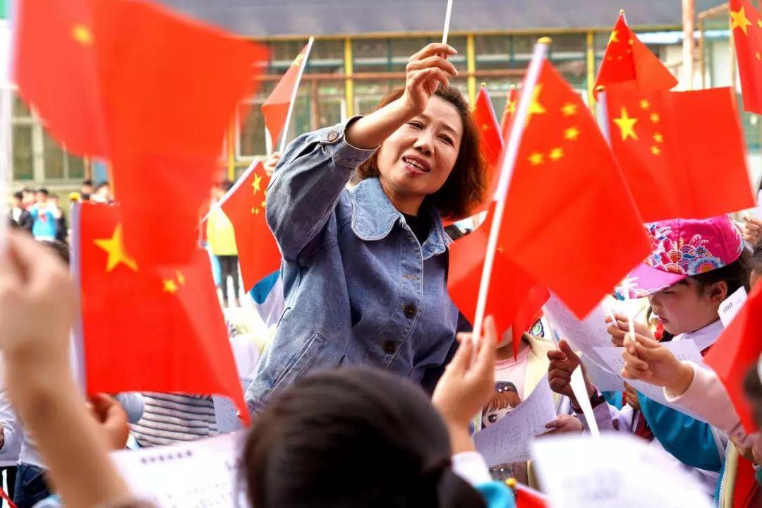 谁的青春不迷茫游戏画面