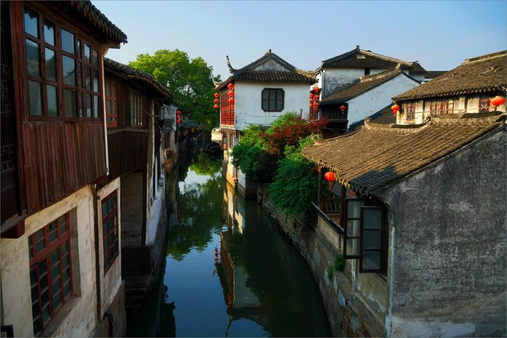 寒意来袭！多家海外光伏企业关厂裁员，中企能否独善其身
