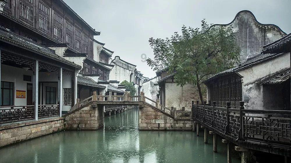 逃离粉红岛